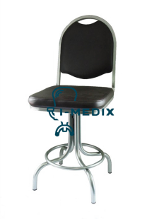 kreslo-na-vintovoy-opore 