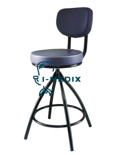 stul-master-na-vintovoy-opore